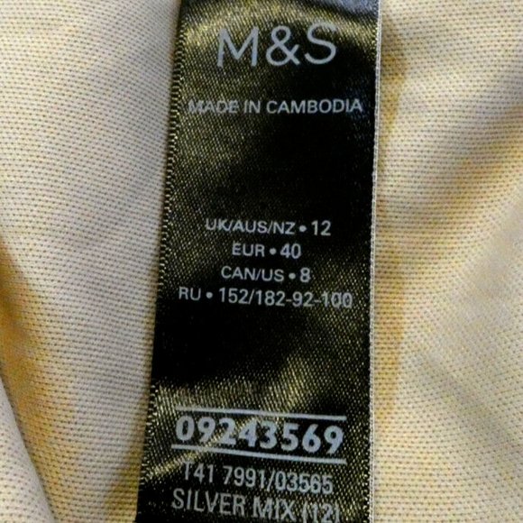 NWT Silver Blouse Sequin Top M&S Valentine Day, Dinner, Dance, Party Events Sz 8 - Picture 9 of 11